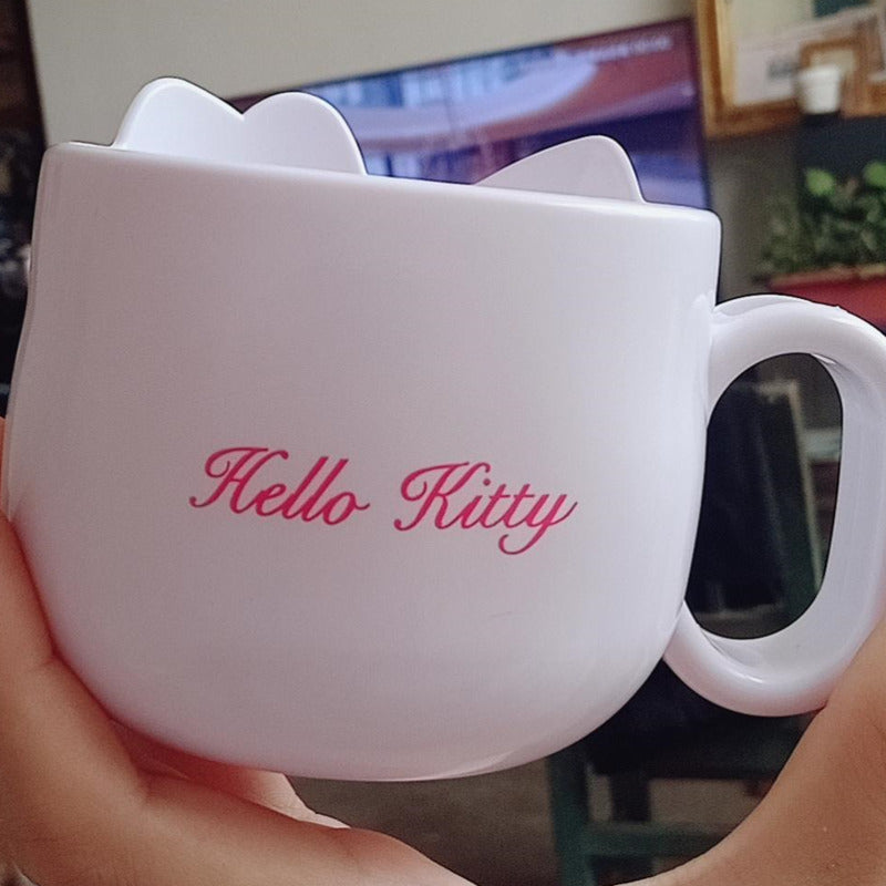Hello Kitty Becher